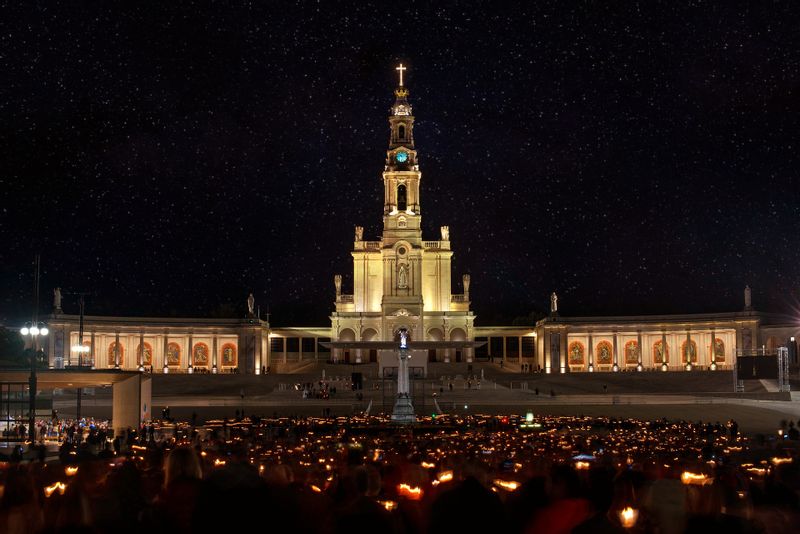 Lisbon Private Tour - Altar of the world