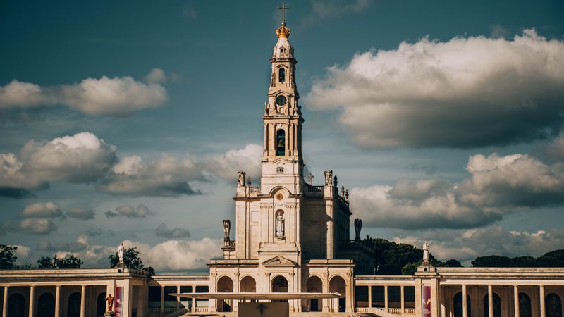 Lisbon Private Tour - Sanctuary of the world