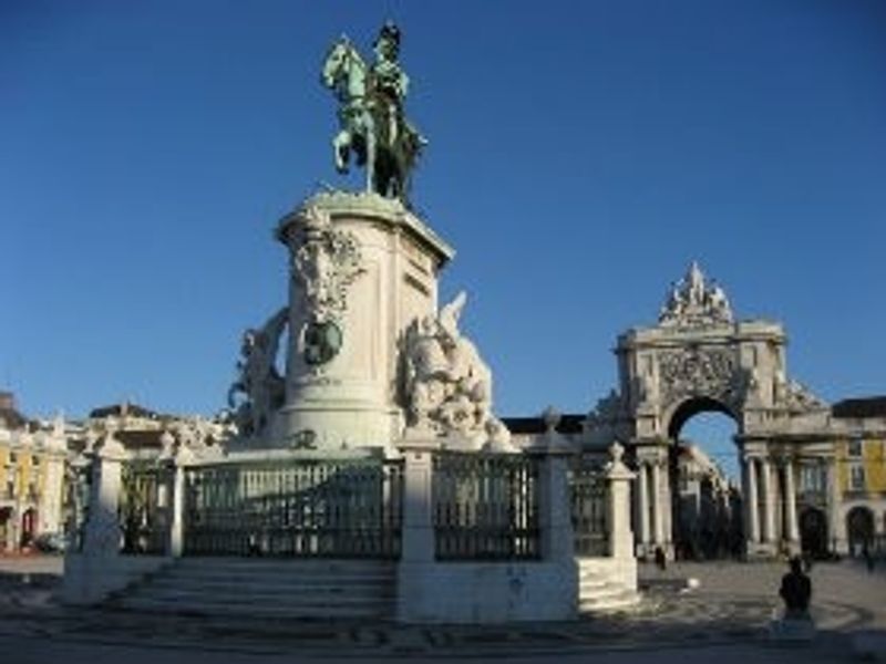 Lisbon Private Tour - Welcome Home