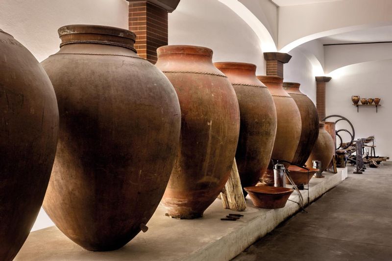 Lisbon Private Tour - Carved wine - Roman style of production