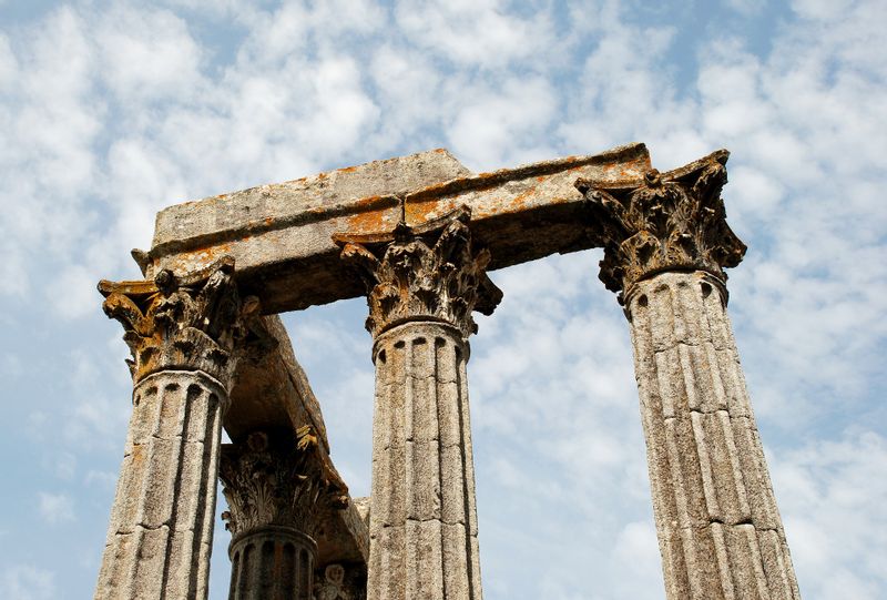 Lisbon Private Tour - Ex libris of the city - Évora Roman Temple