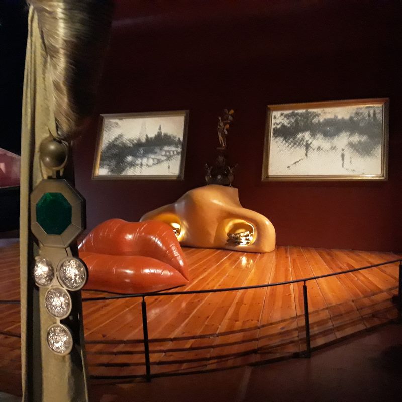 Girona Private Tour - Mae West room, Dalí's Museum