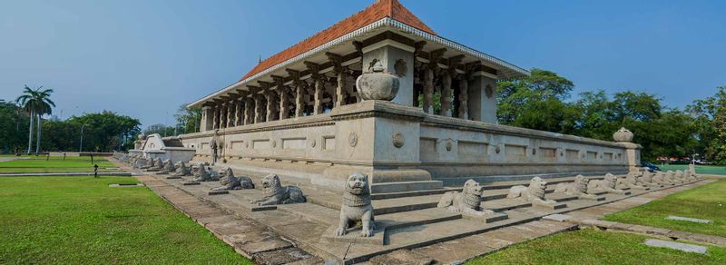 Colombo Private Tour - Independence memorial center