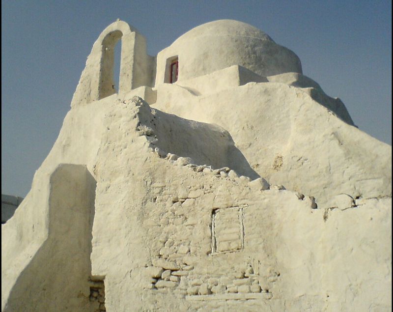 Mykonos Private Tour - The iconic church of Paraportiani