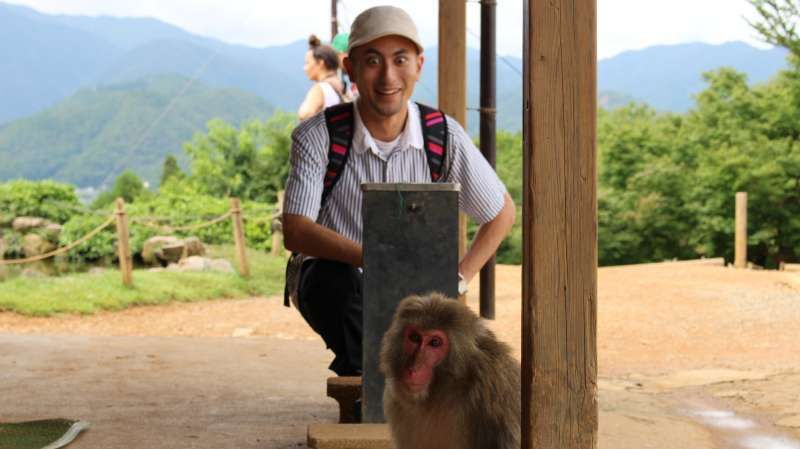 Kyoto Private Tour - "Be a Monkey" Experience
Sneaking up behind the monkey...
Waiting for the photo moment!