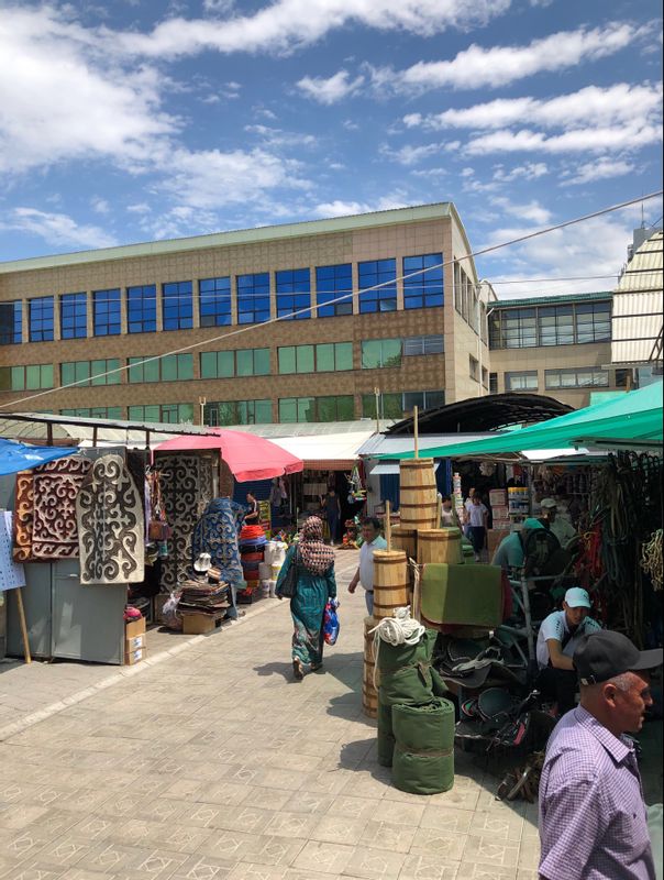 Bishkek Private Tour - Osh bazaar