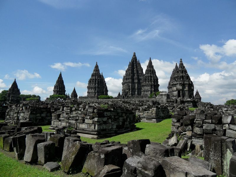 Yogyakarta Private Tour - Prambanan temple from a distance 