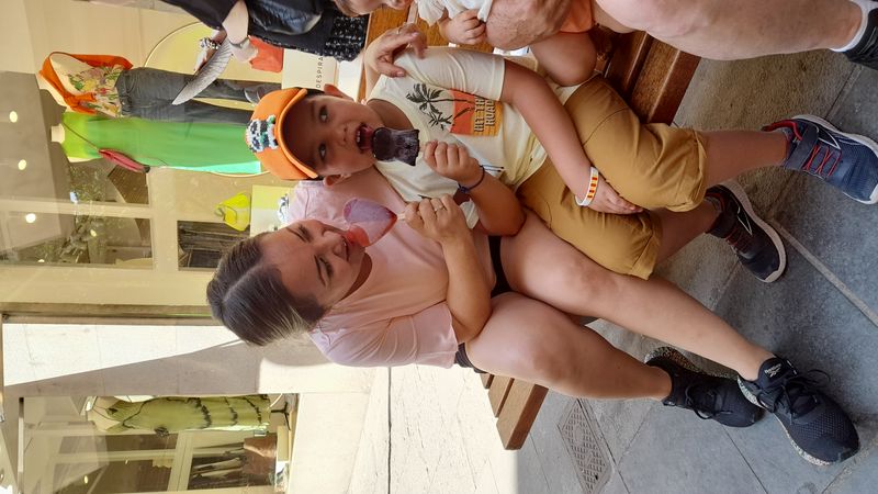 Girona Private Tour - Star Wars and Sweet Summer Love icecreams