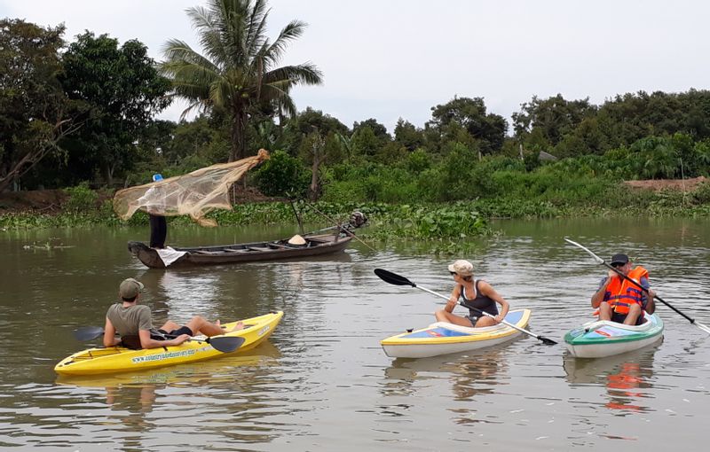 Ho Chi Minh Private Tour - Experience the real Mekong Delta by Bikes and kayaks.