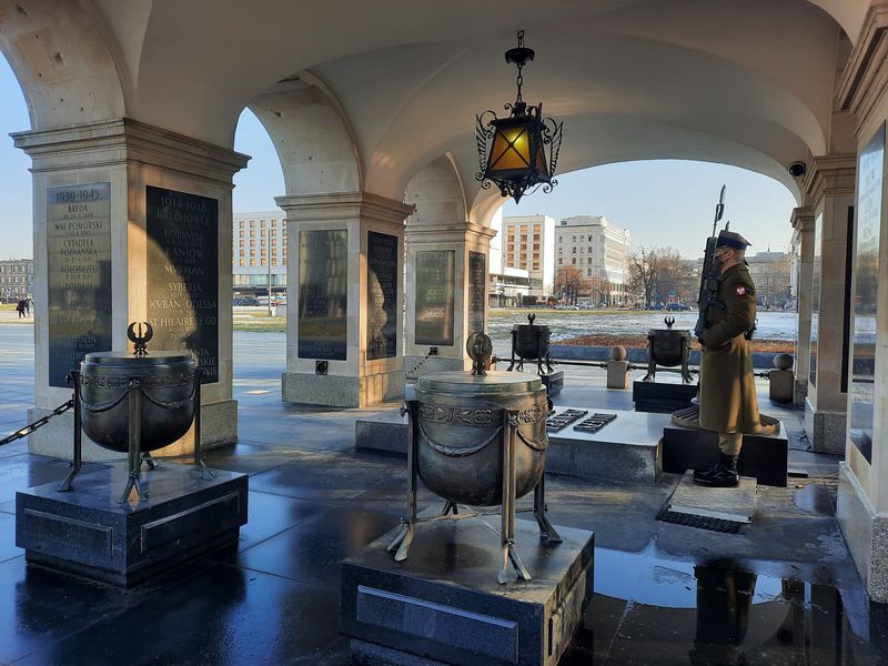 Warsaw Private Tour - Tomb of the Unknown Soldier