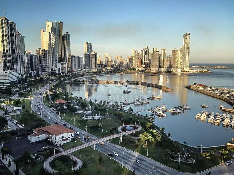 Panama City Private Tour - The new Panama City