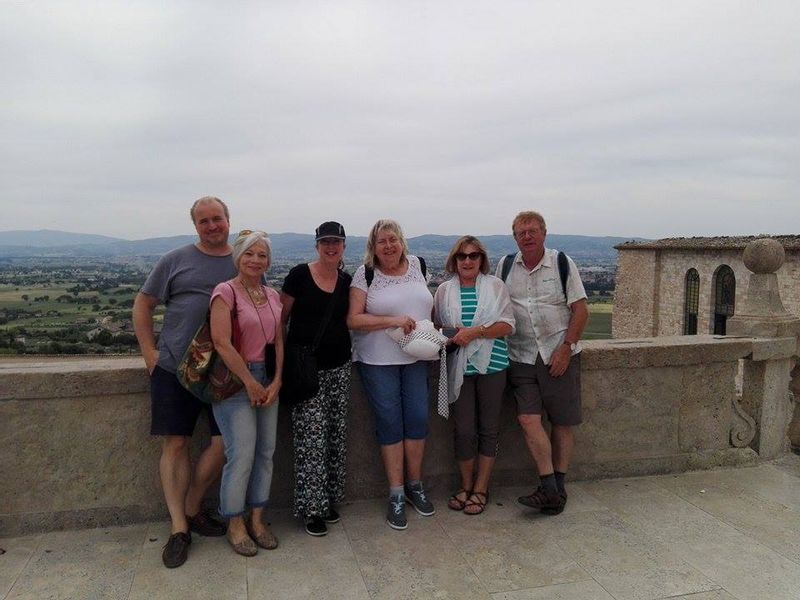 Assisi Private Tour - Happy people by St.Francis church