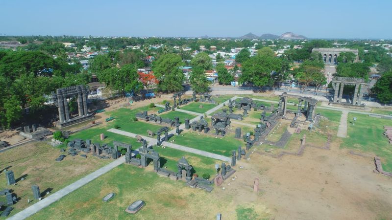 Hyderabad Private Tour - Swayambu Temple at Fort 