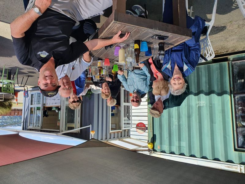 Wellington Private Tour - Lunch outside at the Chocolate Fish cafe