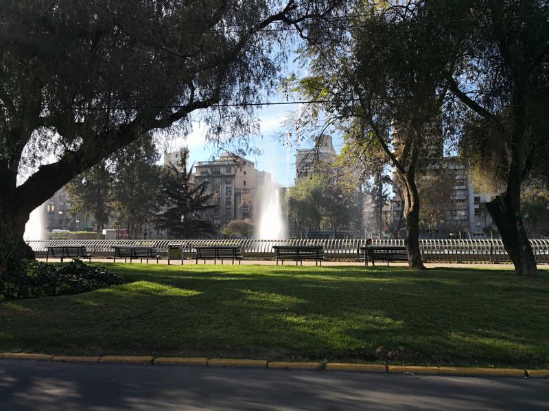 Santiago Private Tour - Nice parks of downtown