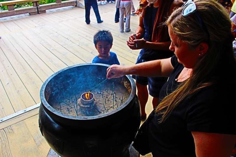 Kyoto Private Tour - Kiyomizu temple.  Lighting Incense.