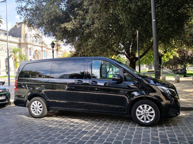 Santiago Private Tour - Van for 1-7 passengers