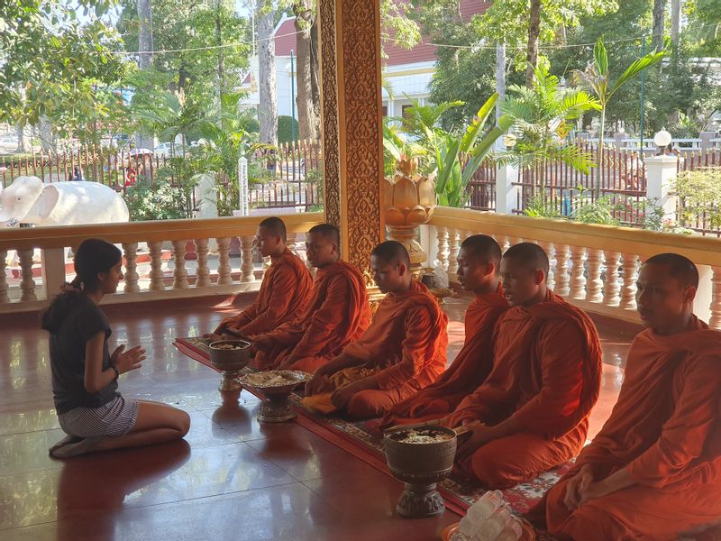 Siem Reap Private Tour - monk blessing 