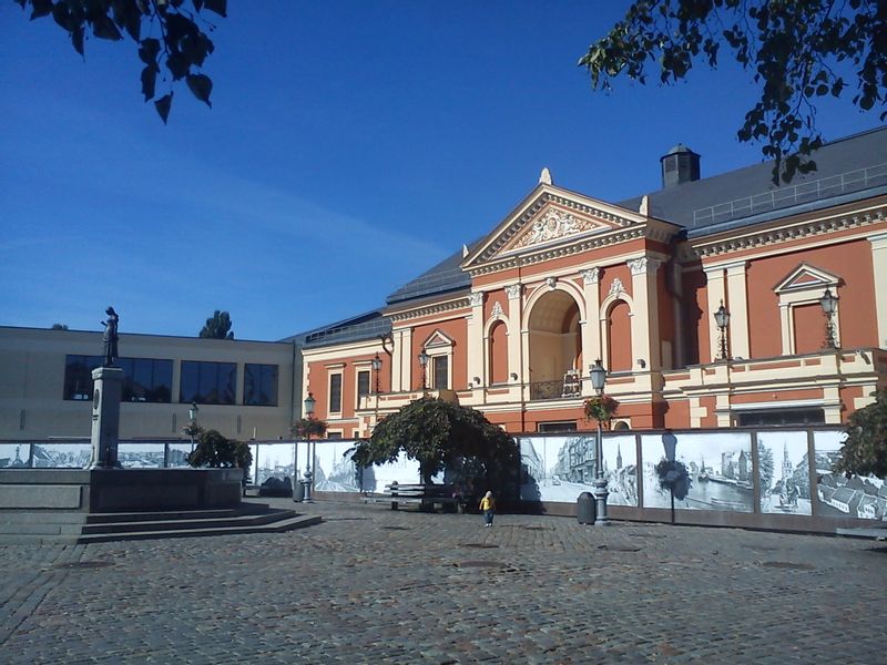 Klaipeda Private Tour - Theatre Square