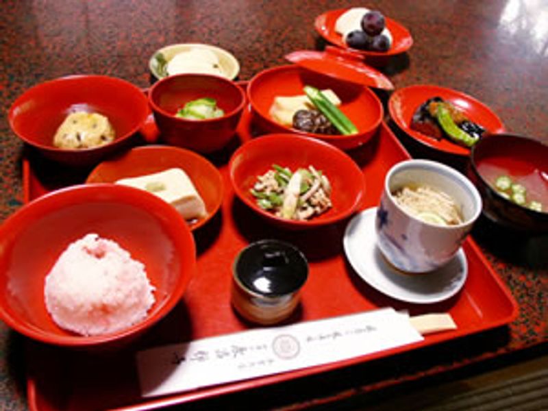 Gifu Private Tour - Plats de dîner au temple EISHOJI