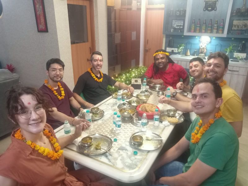 Delhi Private Tour - Guests enjoying Dinner