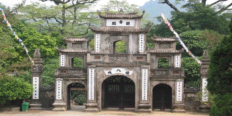 Hanoi Private Tour - First pagoda on way to Main Perfume pagoda, people call " Heaven kitchen "