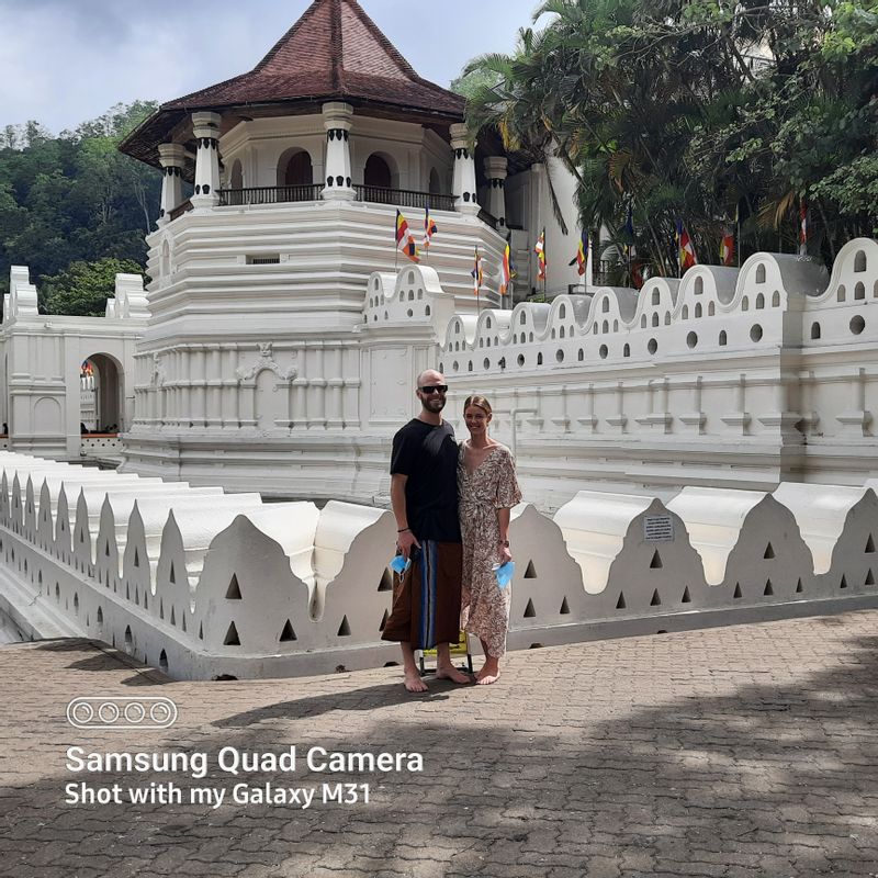 Colombo Private Tour - Kandy Sacred Tooth of relic Temple -