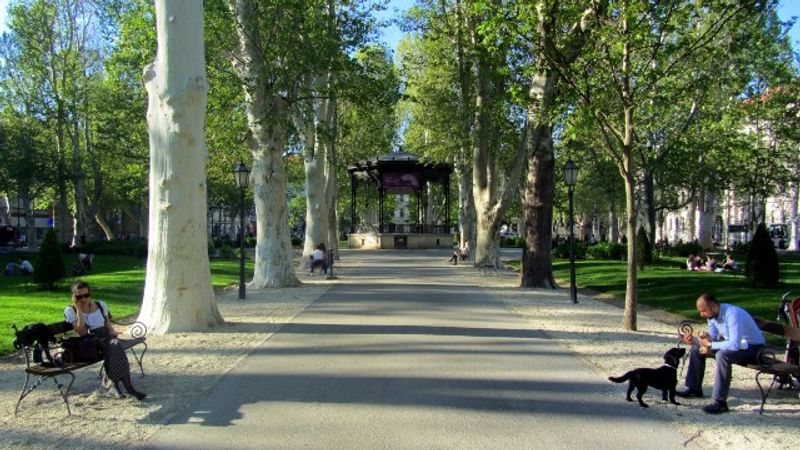 Zagreb Private Tour - Zrinjevac park 