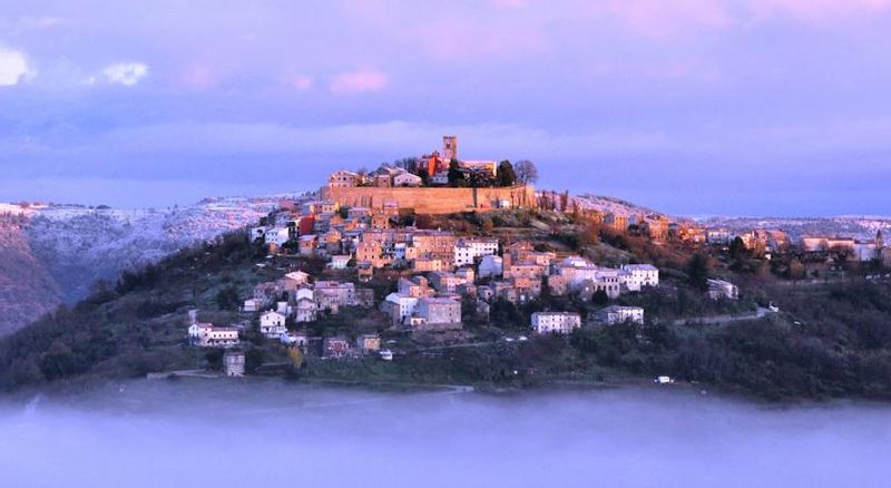 Istria Private Tour - Motovun 