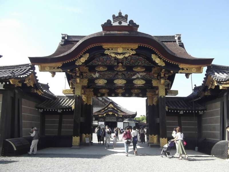 Kyoto Private Tour - Gorgeous Karamon-gate to Ninomaru Palace in Nijo-jo Castle.