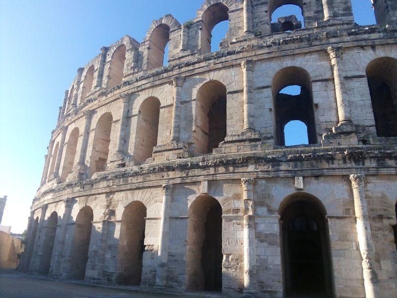 Tunis Private Tour - the outside of the coliseum of el jem