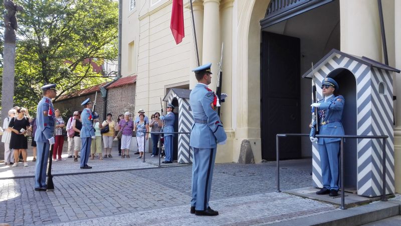 Prague Private Tour - Changing of the guards