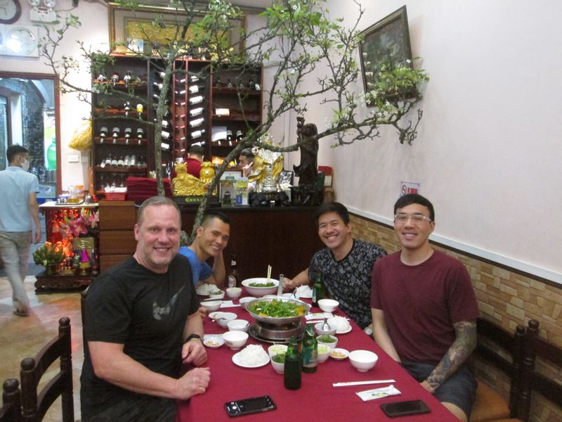 Hanoi Private Tour - Having dinner at a local restaurant 