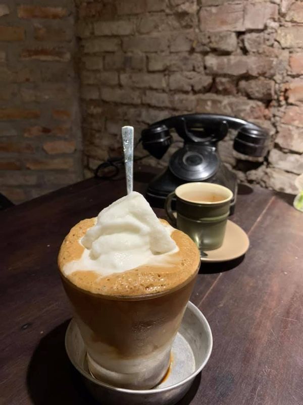 Hanoi Private Tour - Coconut coffee