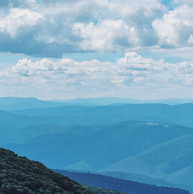 Melbourne Private Tour - Views out to the Northern High Country