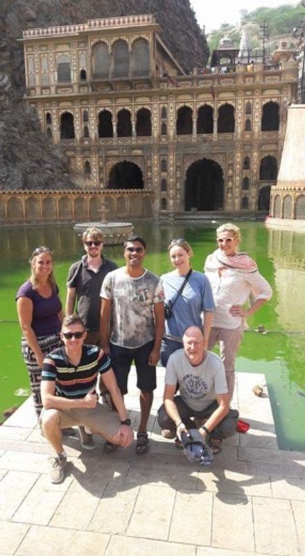 Jaipur Private Tour - Galtaji Monkey Temple Holy Pond 