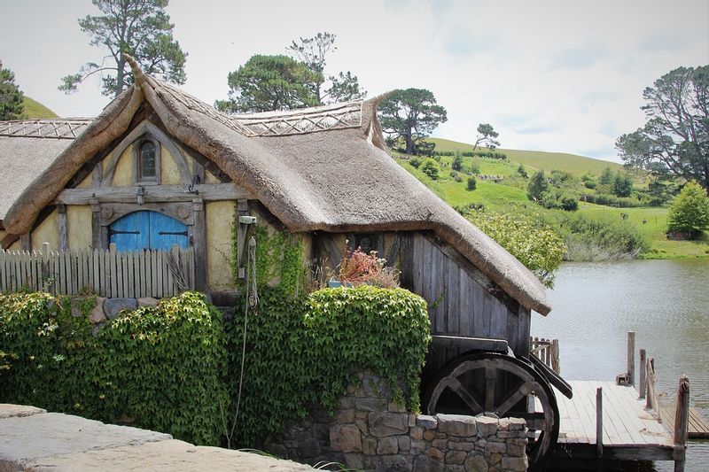 Bay of Plenty Private Tour - Hobbiton: The Old Mill