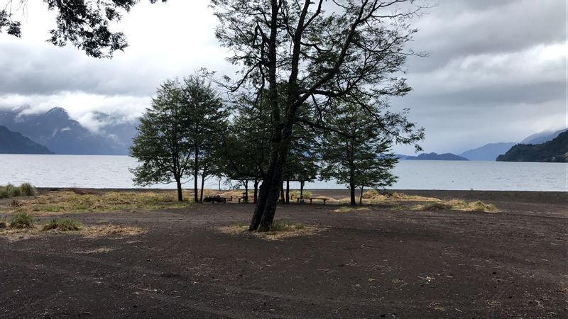 Puerto Varas Private Tour - Finalmente terminaremos nuestro recorrido por el Lago Todos los Santos, uno de los lugares más bellos del mundo. 