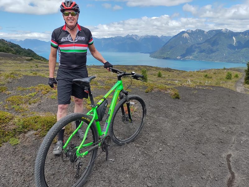 Puerto Varas Private Tour - Este sendero ha sufrido algunos cambios después de la erupción del volcán Calbuco, por lo que hay gran cantidad de ceniza volcánica.
