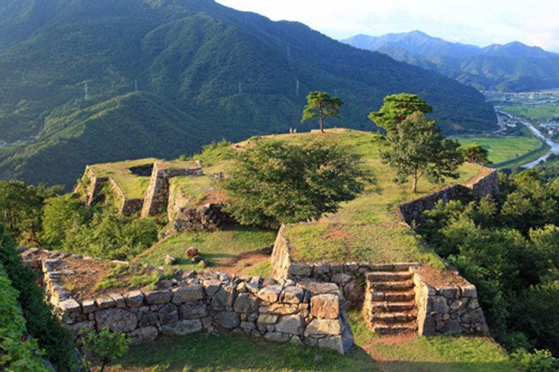 Himeji Private Tour - Takeda Castle Ruins　Photo: Courtesy of Asago City