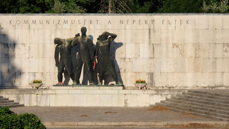 Budapest Private Tour - Mausoleum, National Cemetery of Hungary