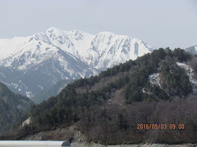 Aichi Private Tour - Snowy landscape from Kurobe dam