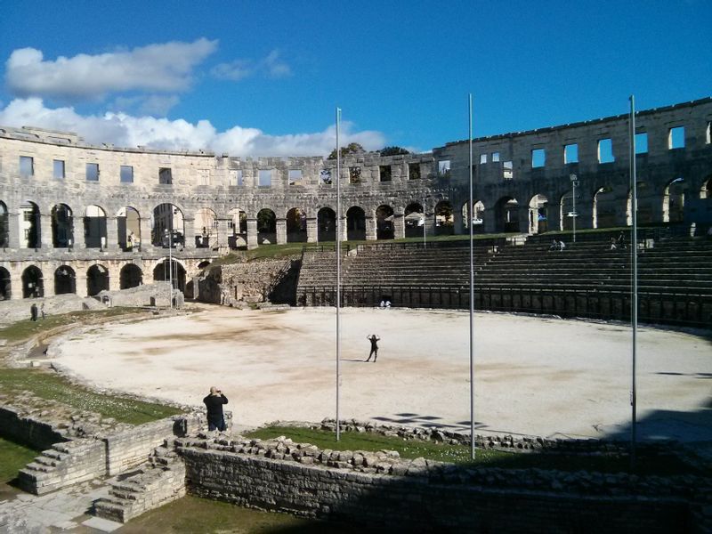 Istria Private Tour - Pula amphiteater