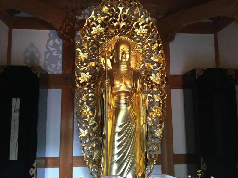 Kamakura Private Tour - Hase-Dera Temple: Golden statue of Jizo Bosatsu