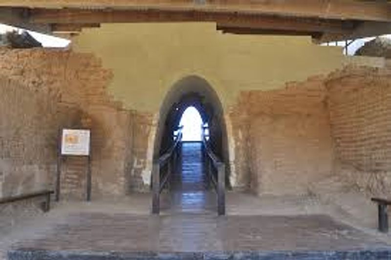 Ashdod Private Tour - Mud brick archway