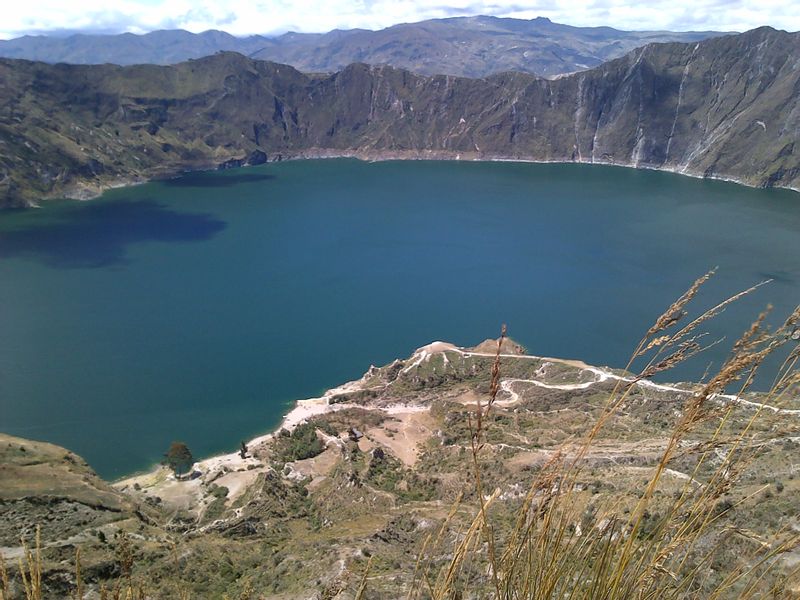 Quito Private Tour - Quilotoa Lake 