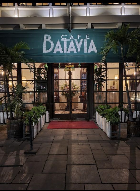 Jakarta Private Tour - Cafe Batavia. 