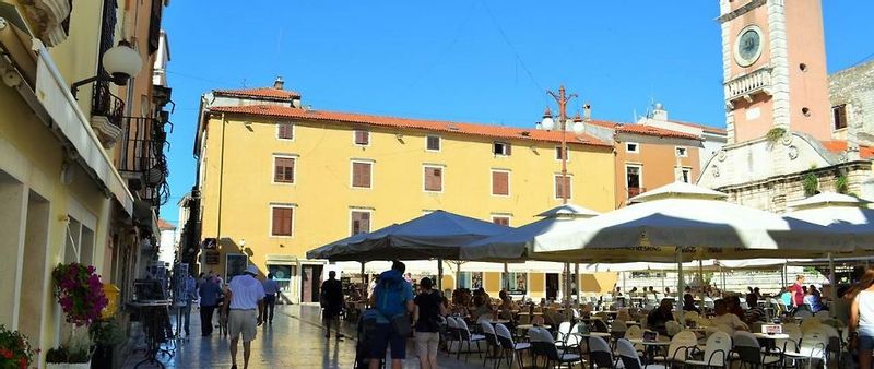 Zadar Private Tour - People's Square