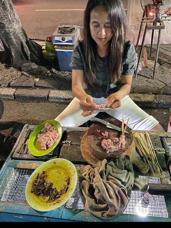 Jakarta Private Tour - Prepare of making sate