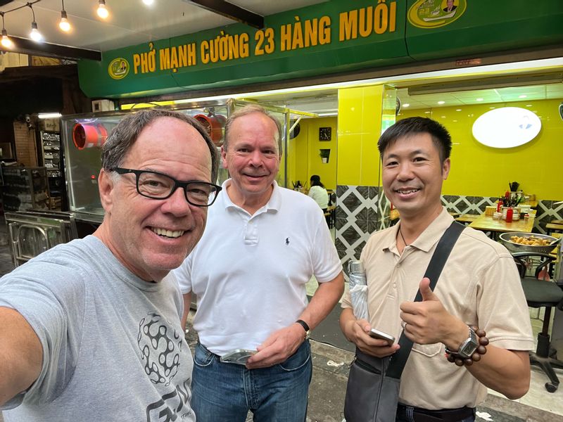 Hanoi Private Tour - Hanoi street food tour